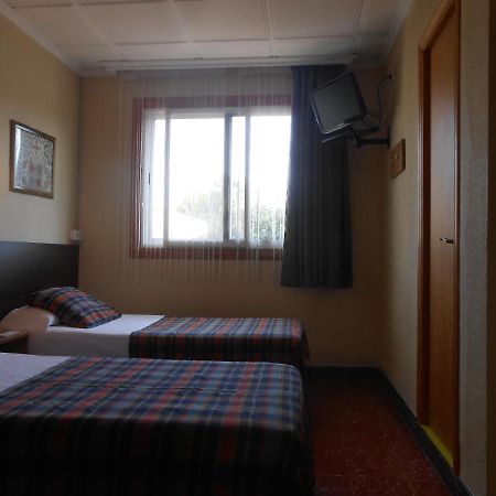 Hostal El Callejon Таррагона Экстерьер фото