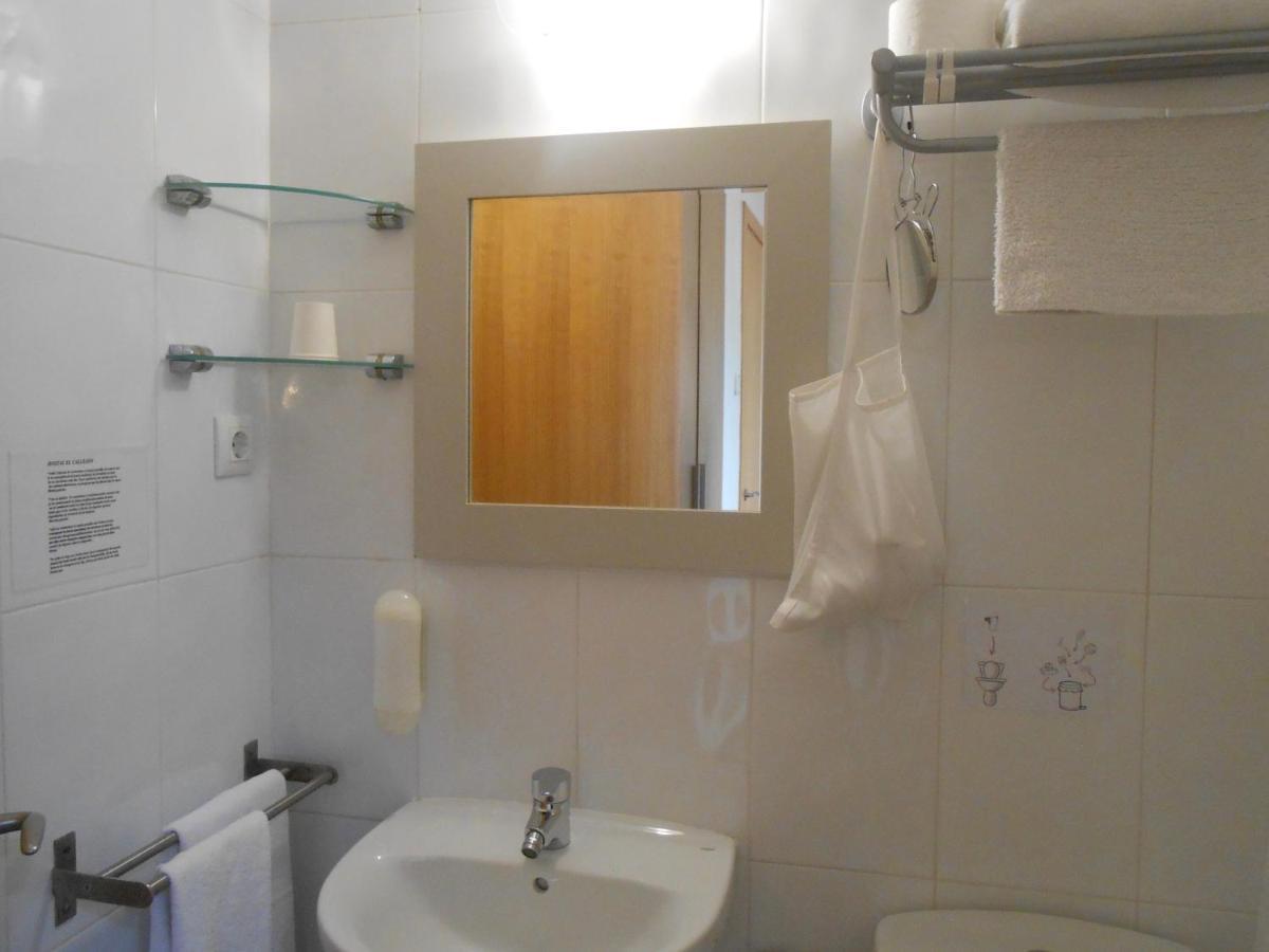 Hostal El Callejon Таррагона Экстерьер фото
