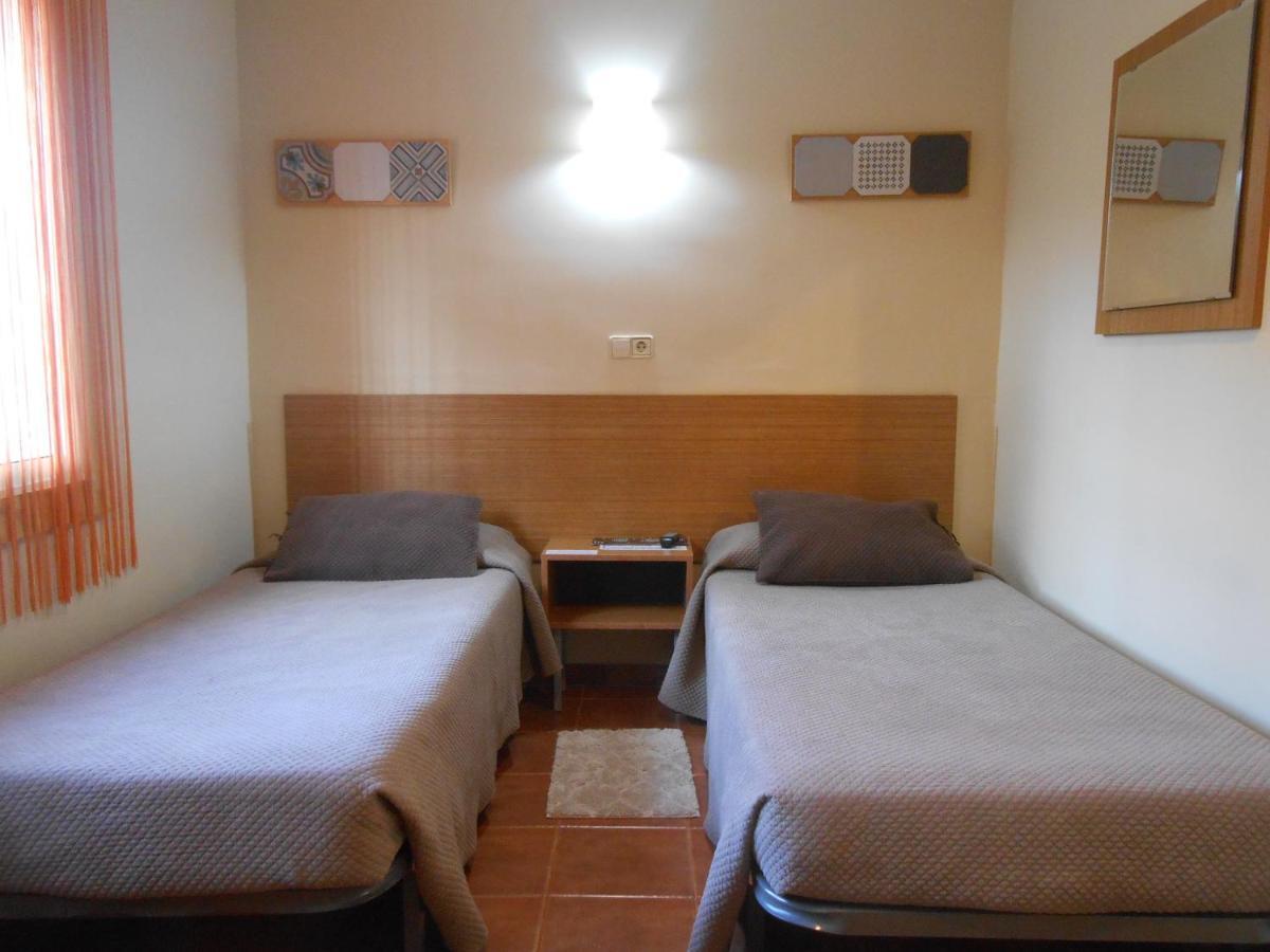 Hostal El Callejon Таррагона Экстерьер фото