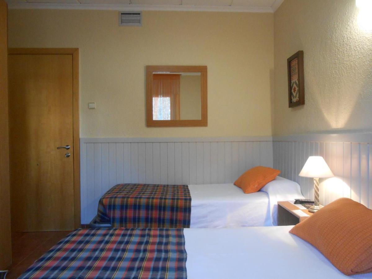Hostal El Callejon Таррагона Экстерьер фото
